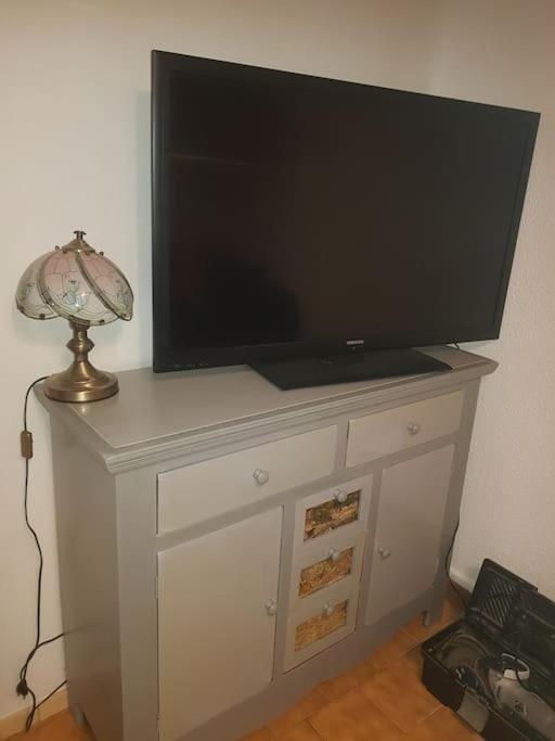 Chez Nino Wifi Gratuit Villa Beaulieu-sur-Loire Екстериор снимка