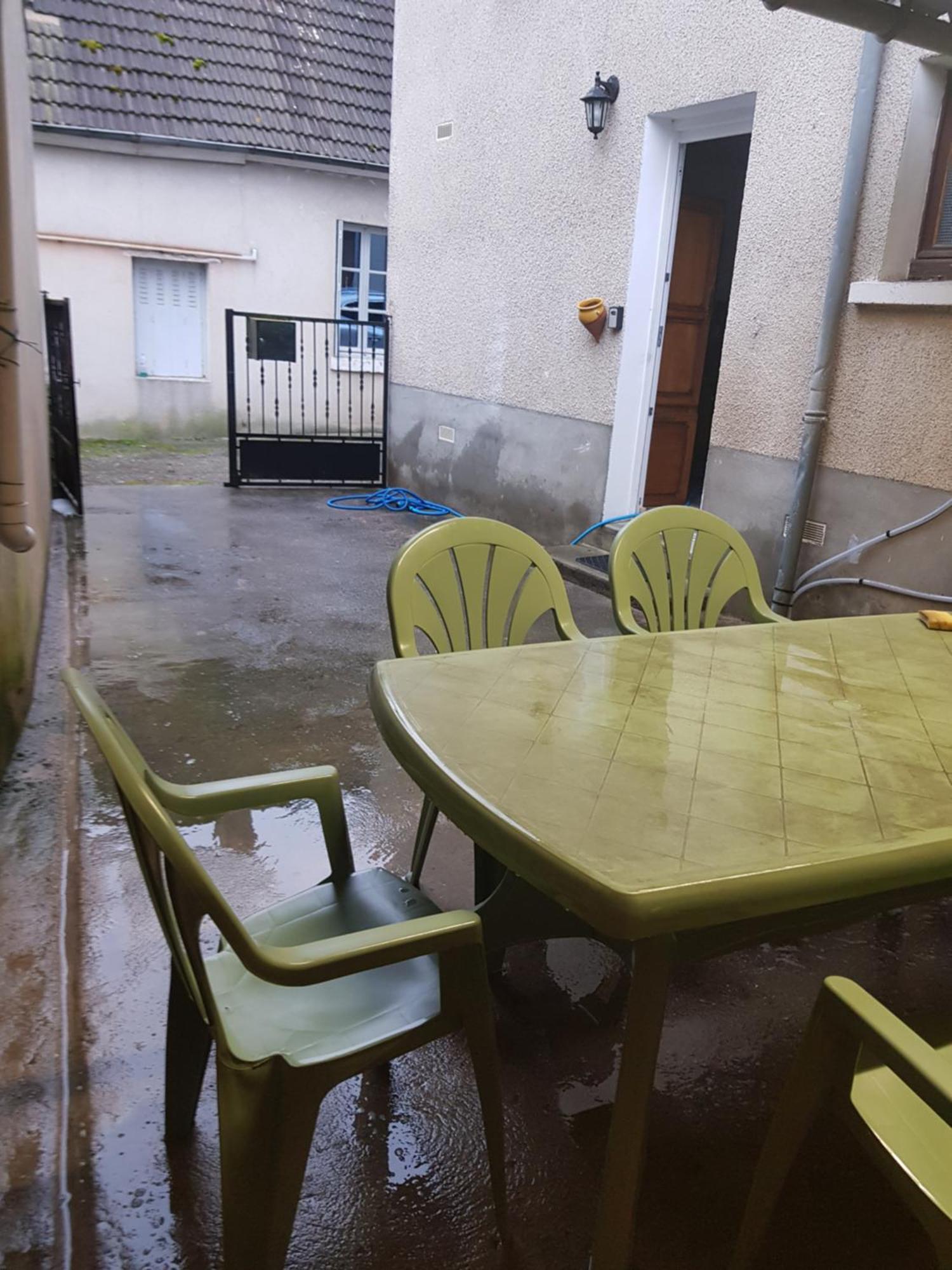 Chez Nino Wifi Gratuit Villa Beaulieu-sur-Loire Стая снимка